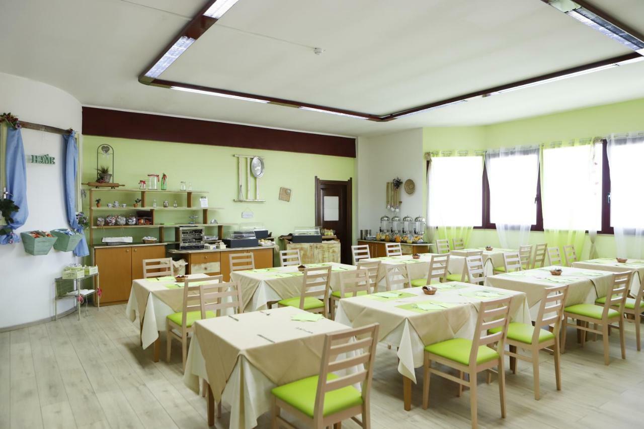 Pegasus Hotel 사사리 외부 사진
